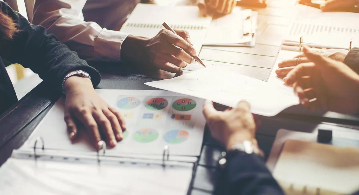 ΑΑΔΕ: Αλλάζουν οι ΚΑΔ για 1,9 εκατ. ΑΦΜ – Πώς θα κάνουν αλλαγές επιχειρήσεις και επαγγελματίες