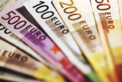 Πλησιάζει η καταβολή των 250 ευρώ σε πάνω από 1,4 εκατ. δικαιούχους – Ποιοι δικαιούνται την ετήσια ενίσχυση των 250 ευρώ